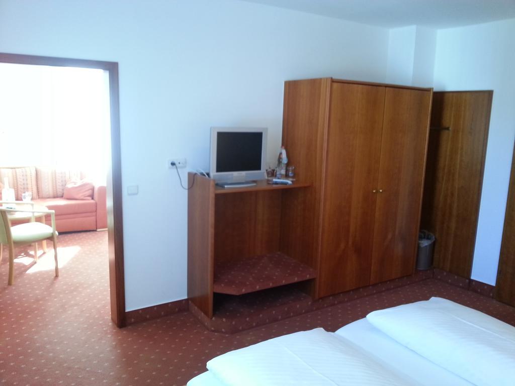Hotel Seewirt Nonnenhorn Quarto foto