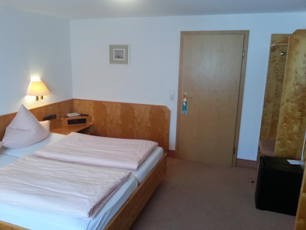 Hotel Seewirt Nonnenhorn Quarto foto